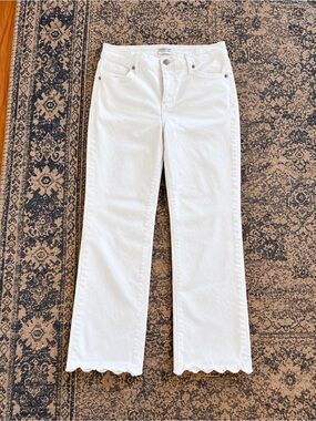 crown & ivy White Scalloped Wide-Leg Jeans
